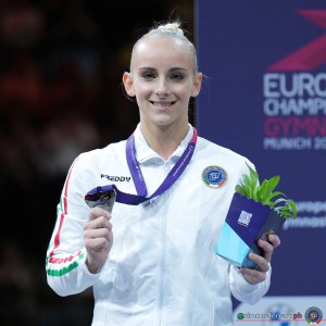 podium uneven bars ph simone ferraro sfa09583 copia